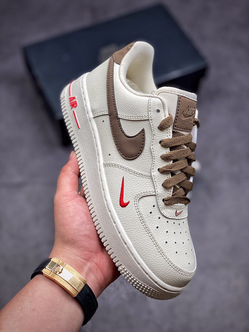 Nike Air Force 1 Low White Brown