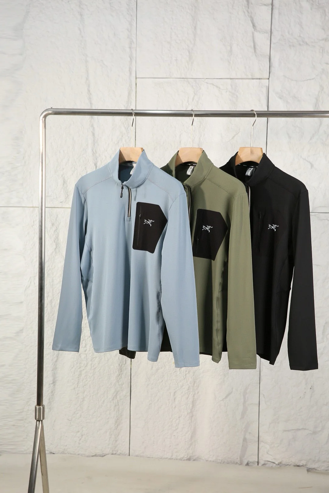 Arc'teryx Beta LT Jacket Light Blue/Olive Green/Black Jackets