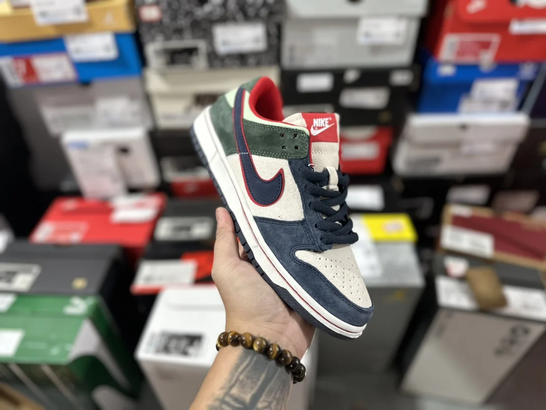 Nike SB Dunk Low Classic Low-Top Casual Skate Shoes
