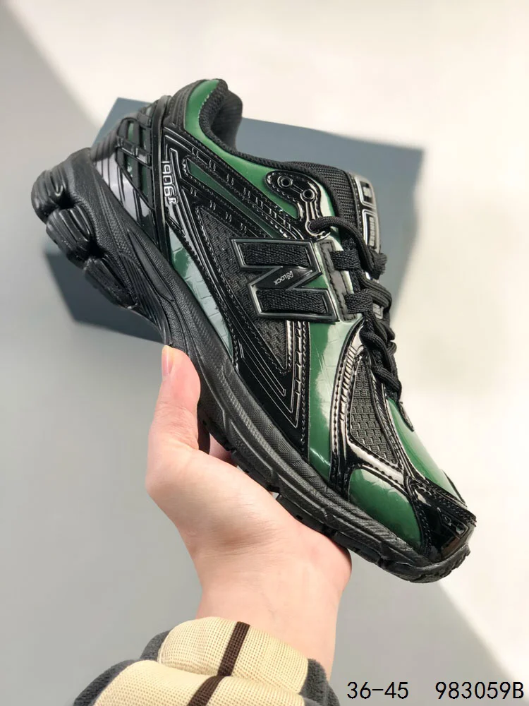 New Balance 1906 Retro Running Shoes (Classic Colors)