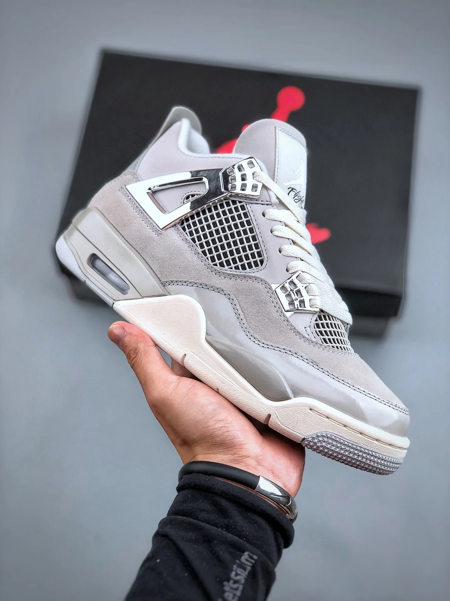 Air Jordan 4 Retro "Frozen Moments" Silver