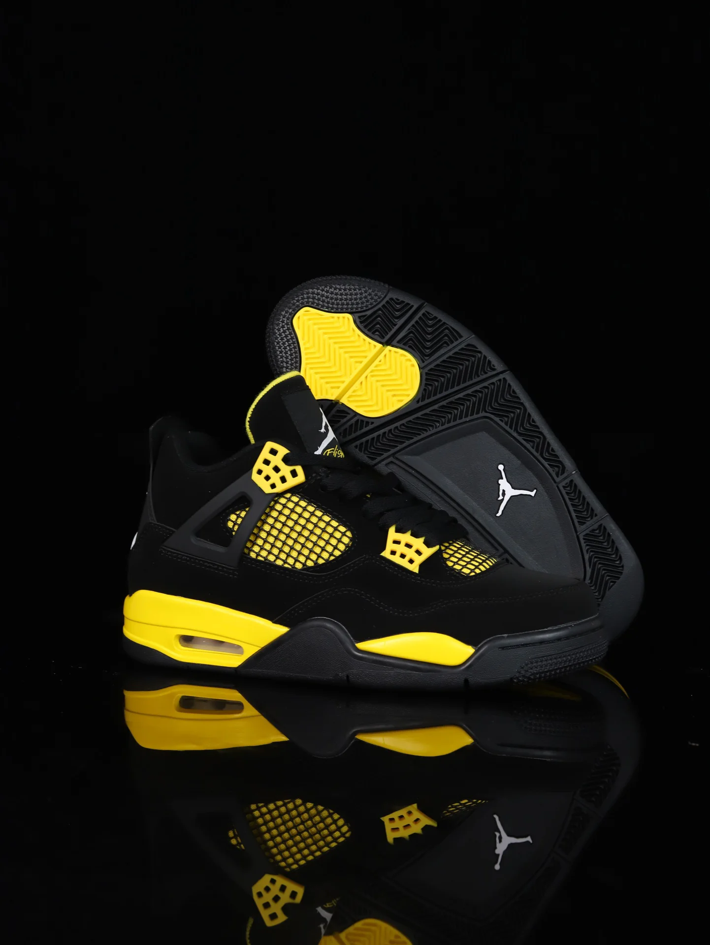 Air Jordan 4 Retro Black (DH6927-017)