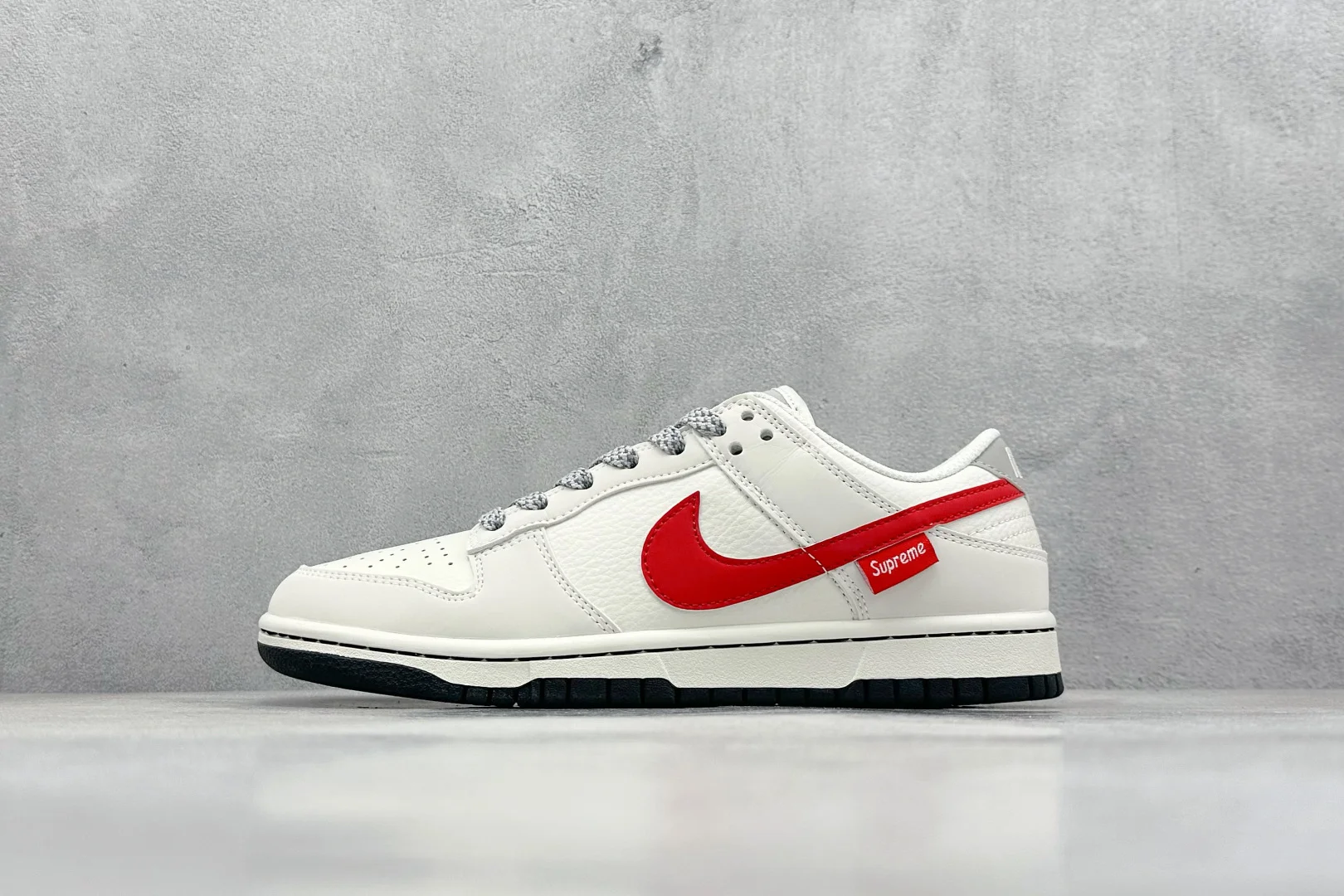 Nike SB Dunk Low x Collab Sneakers (Style DQ1098-333)