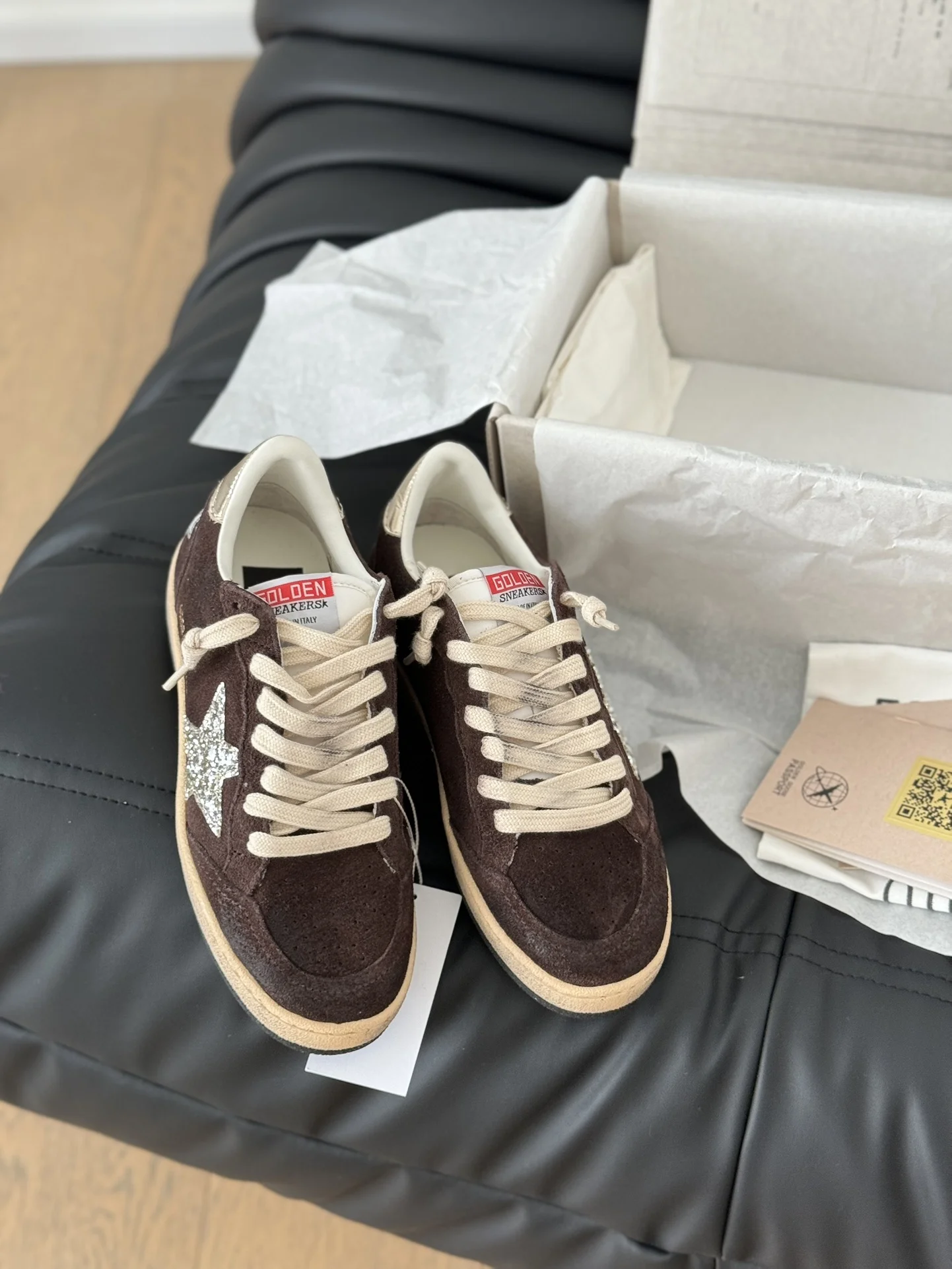 Golden Goose 2025 SS Gold-Tail Couples' Casual Sneakers