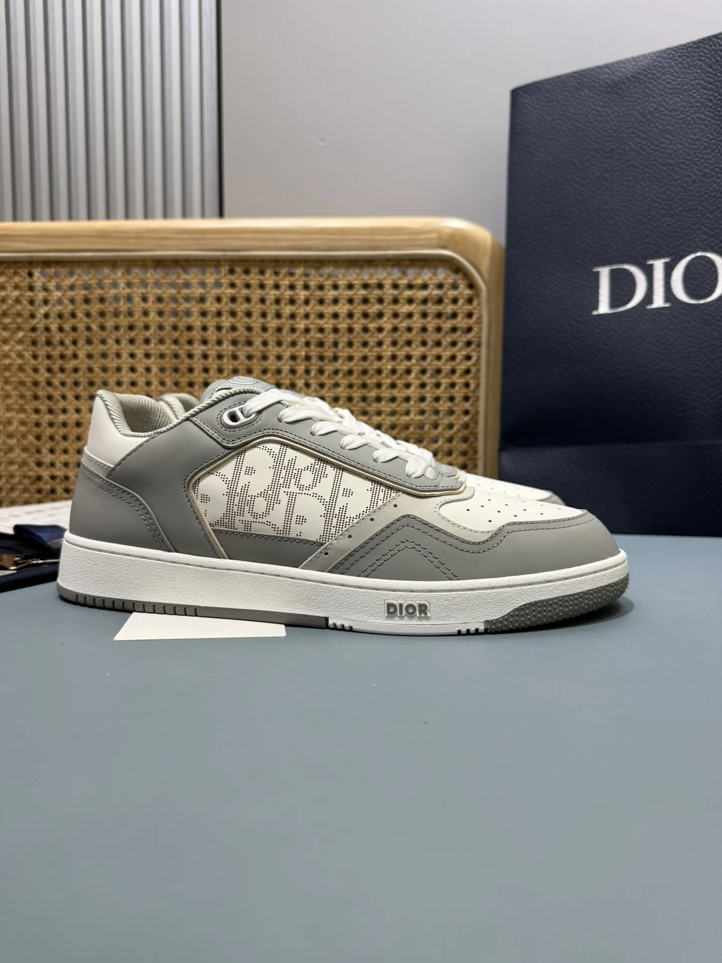 Dior B27 Series Classic Colorway Casual Sneakers