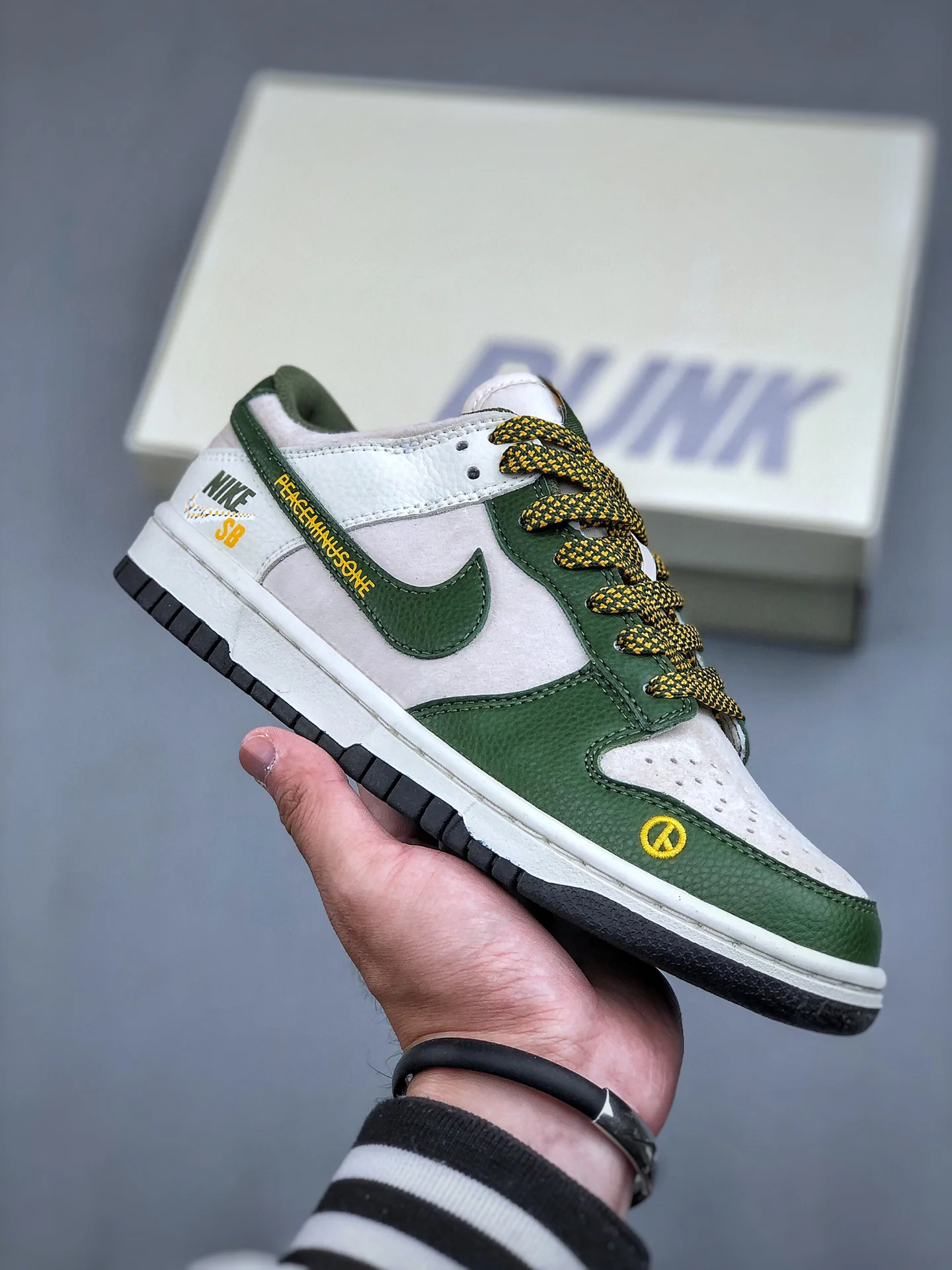 Nike SB Dunk Low Daisy Green-Hook High-End Custom Shoes