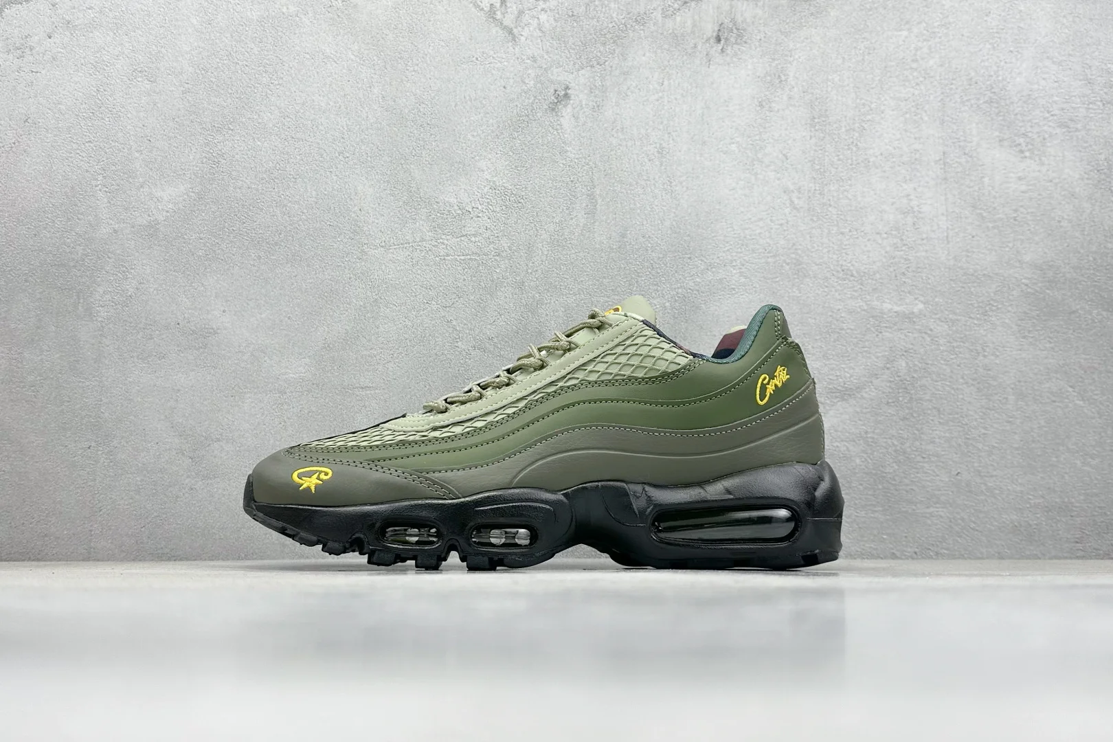 Nike Air Max 95 Classic Color Retro Cushioning Shoes