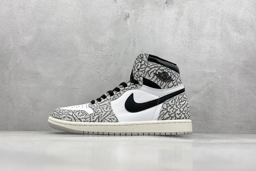Air Jordan 1 Retro High  Yellow Basketball Shoes