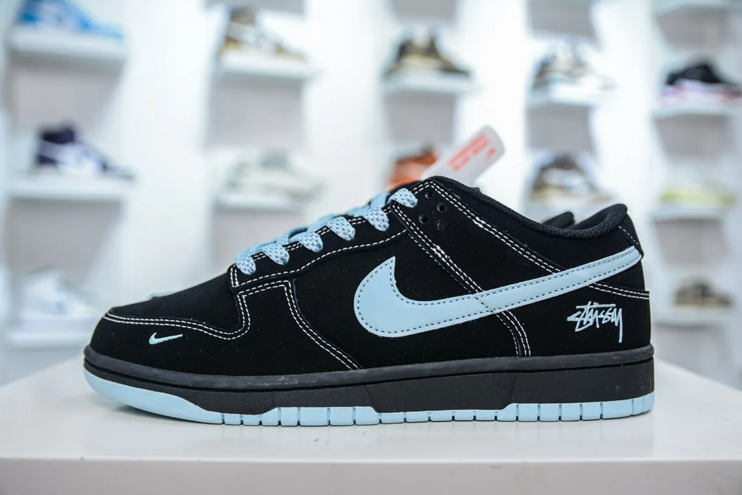 Nike SB Dunk Low Black-Blue Small Hook Original Shoes