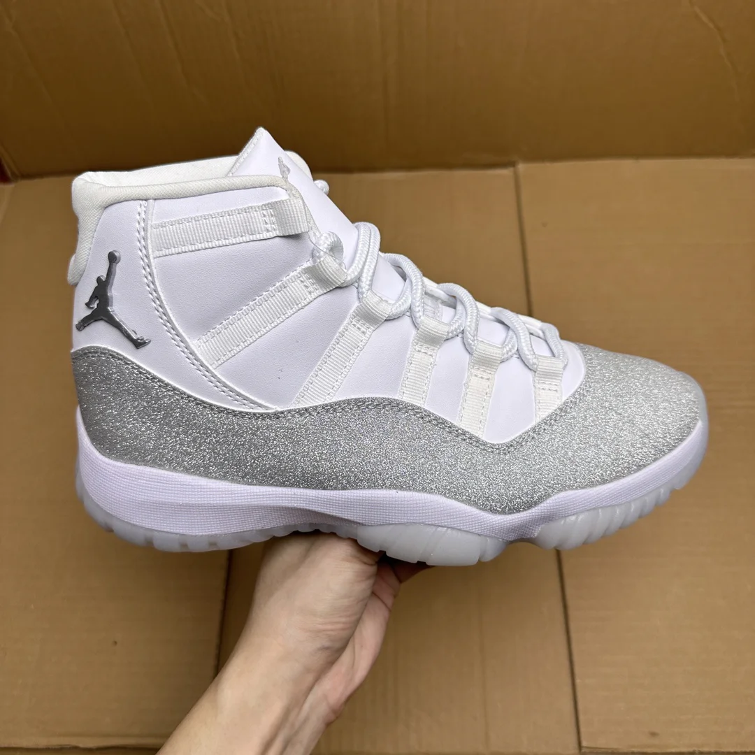 Air Jordan 11 White Full-Dome Star High-Top Shoes