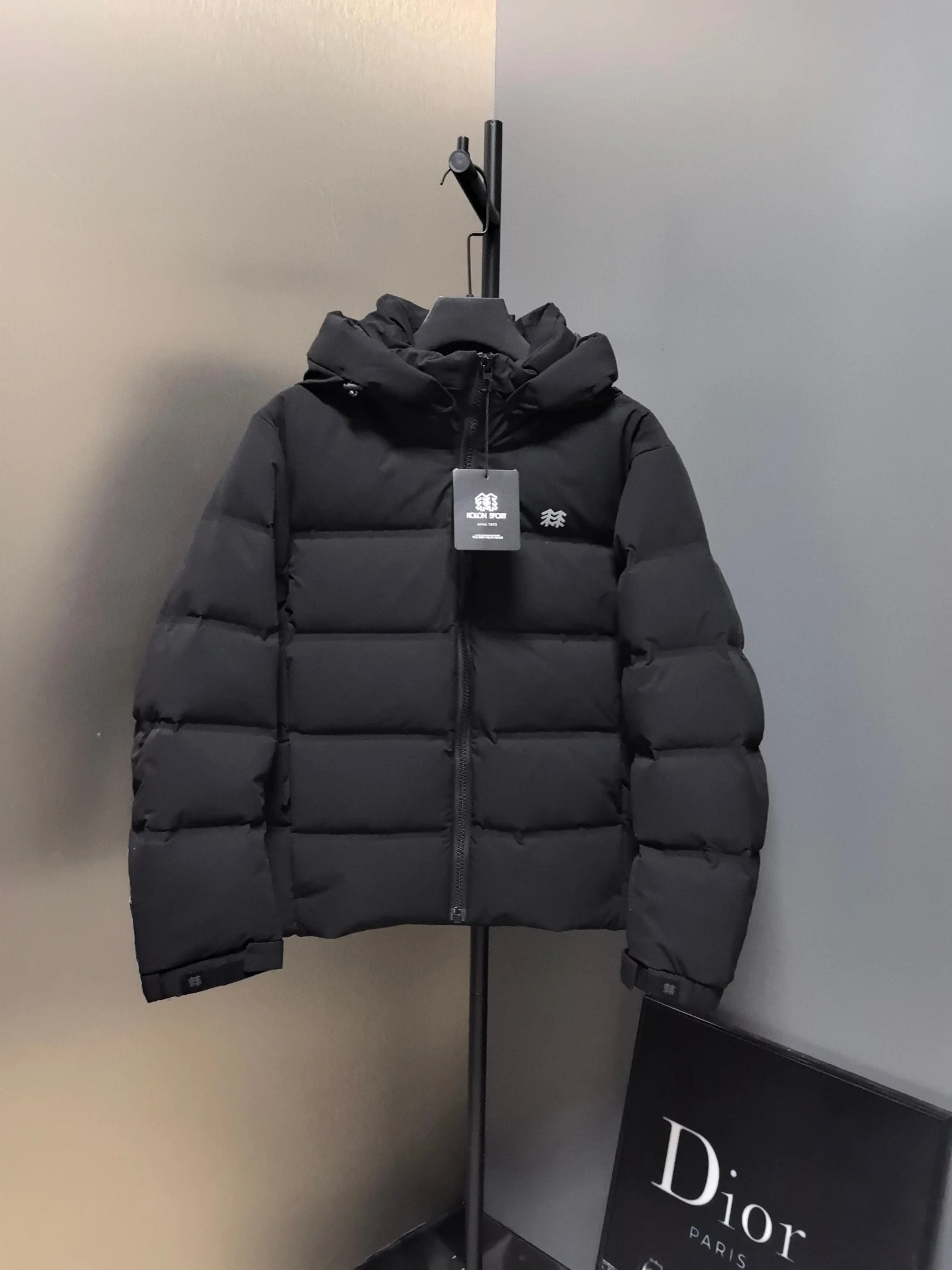 KOLON SPORT Black 80% Duck Down Jacket