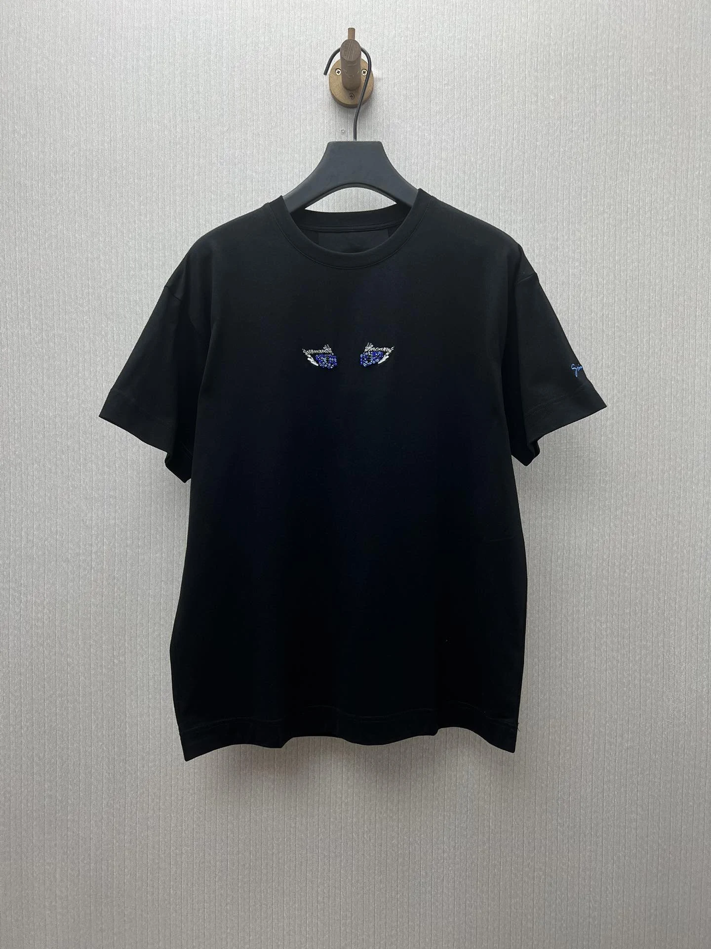 Givenchy 25ss Black CatEye Crystal Embro T-Shirt