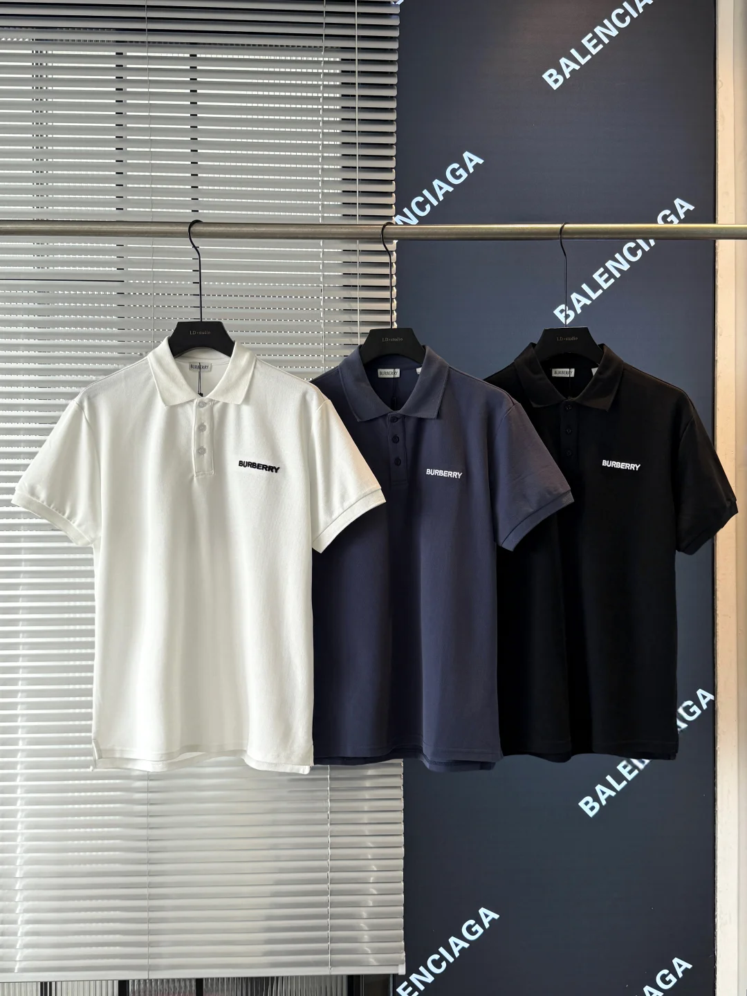 Burberry 2025 Summer Men's (White/Navy/Black) Logo Embroidery Piqué Cotton Polo Shirt