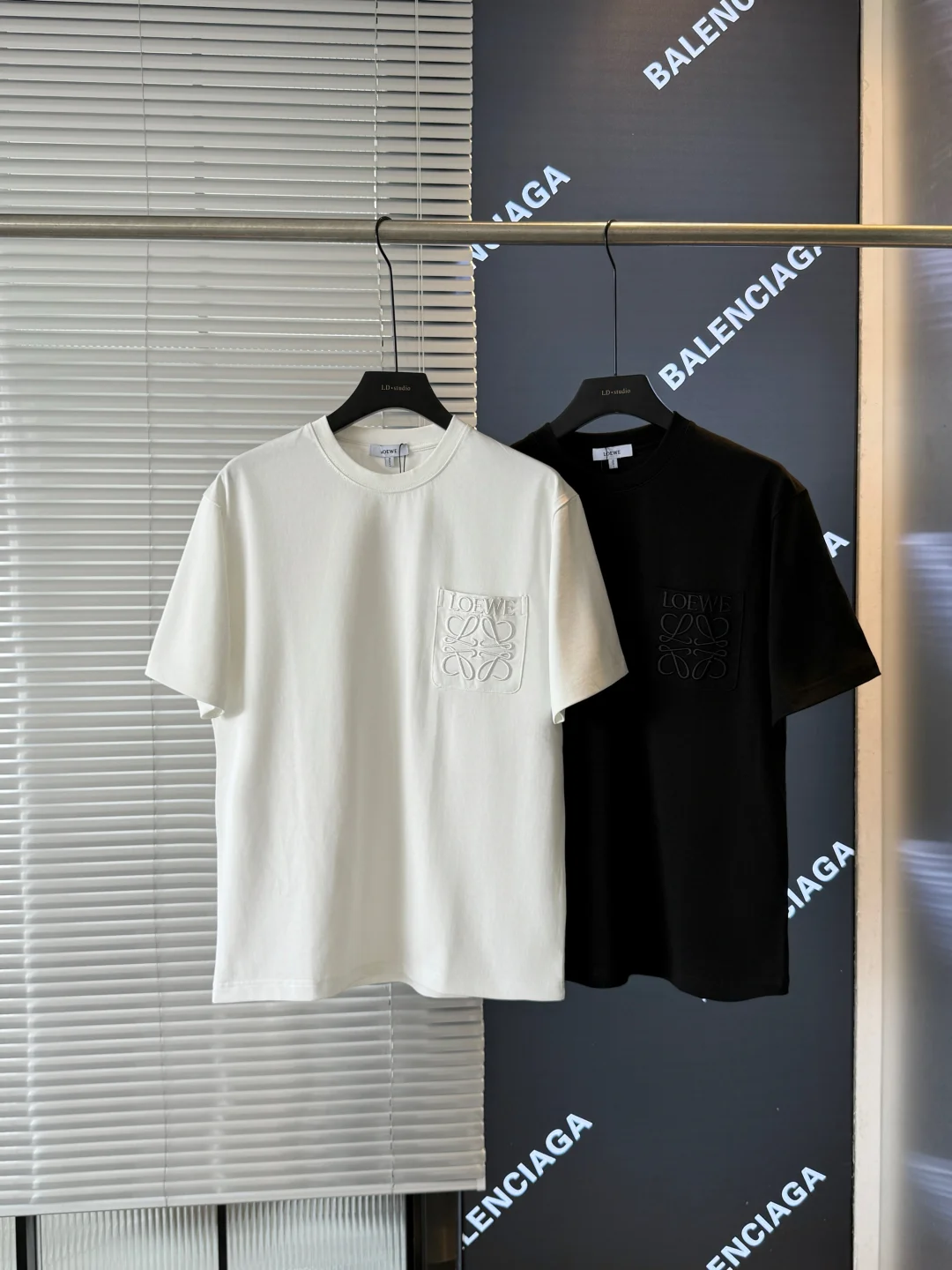 Loewe Black&White Chest Pocket Embroidered Short Sleeve T-Shirt