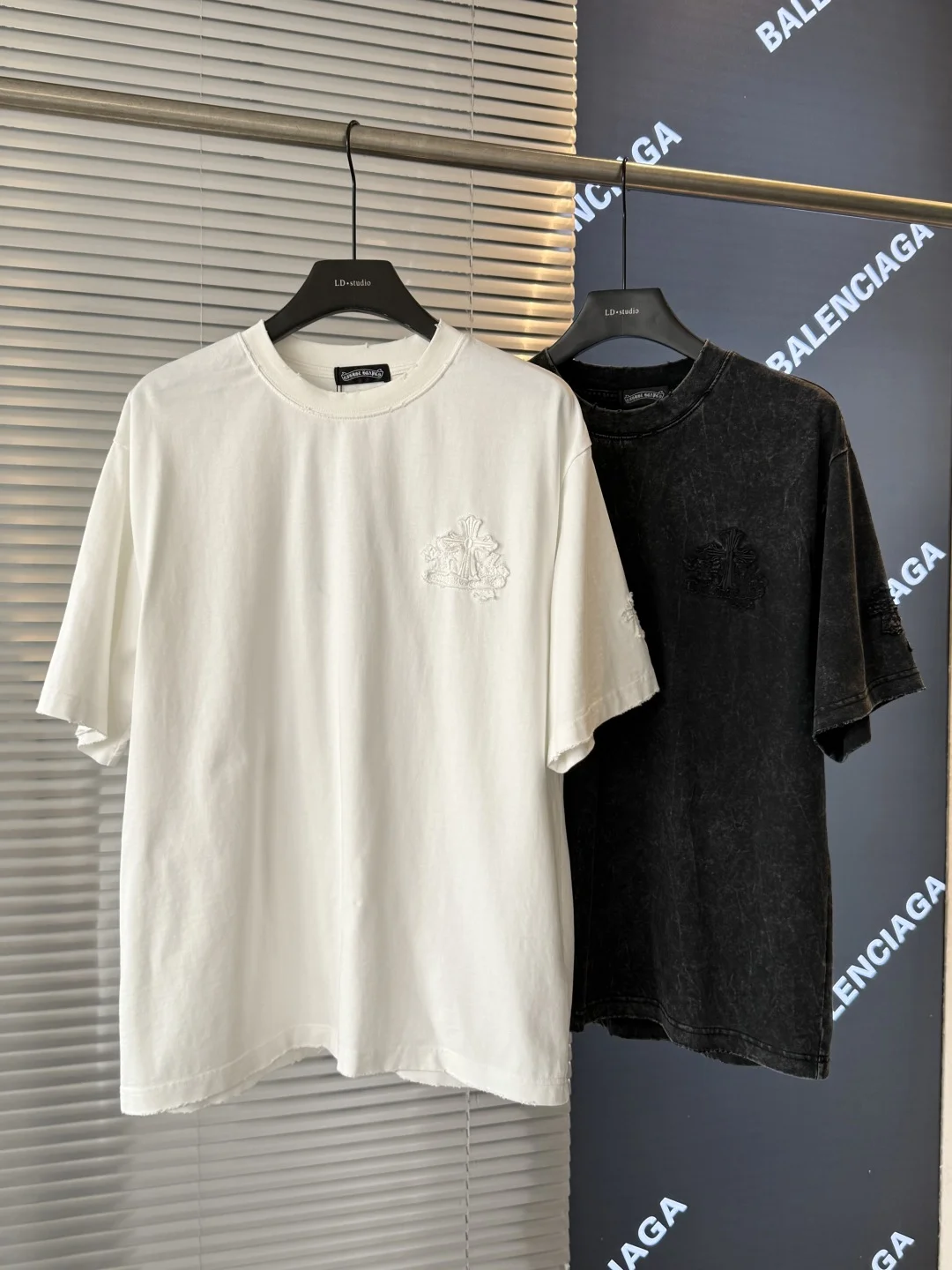 Chrome Hearts 2025 Cross Applique Acid-Wash Laser-Burn T-Shirt