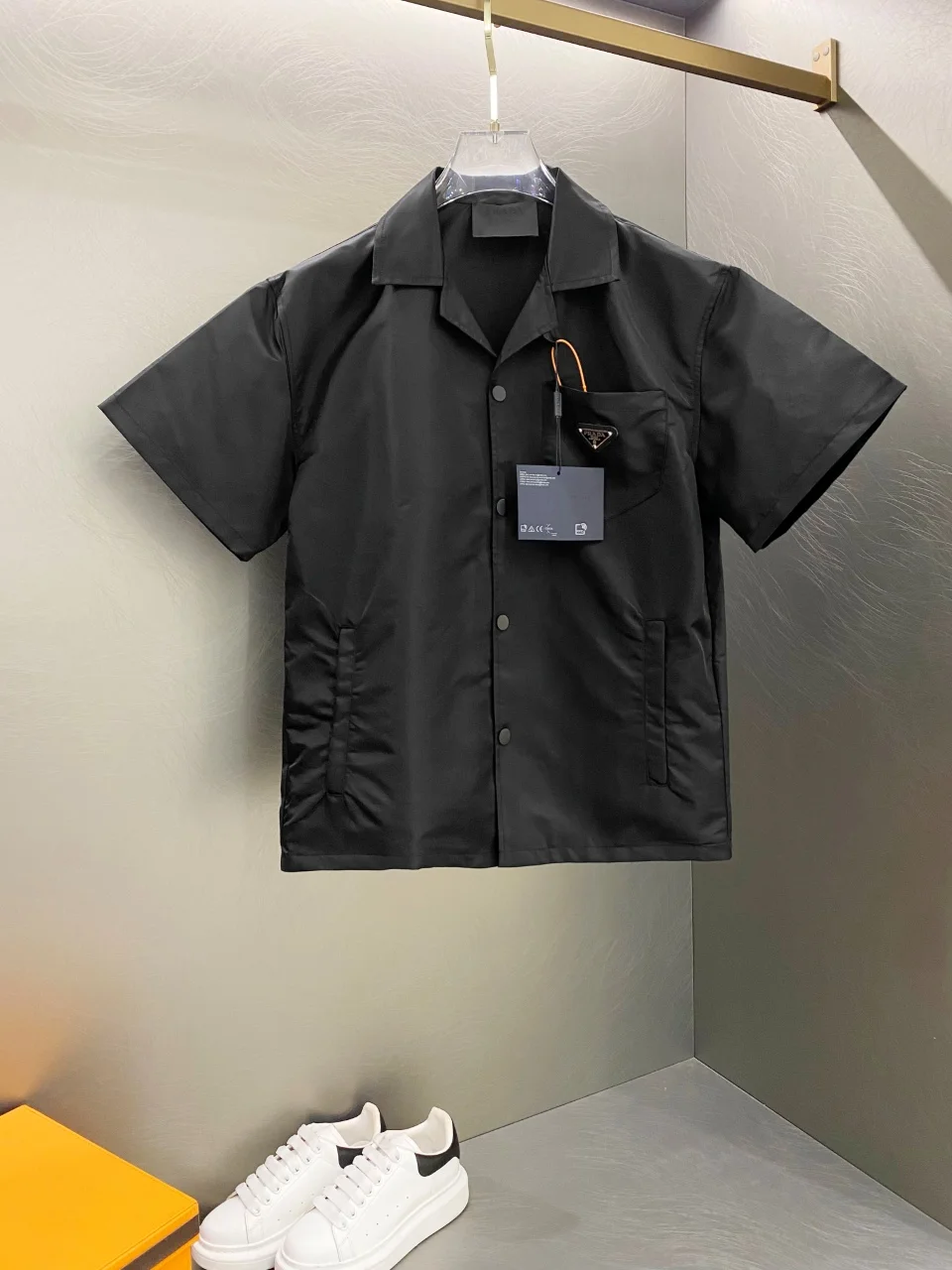 Prada 24FW Black Re-Nylon Side-Zipper Short-Sleeve Shirt Jacket