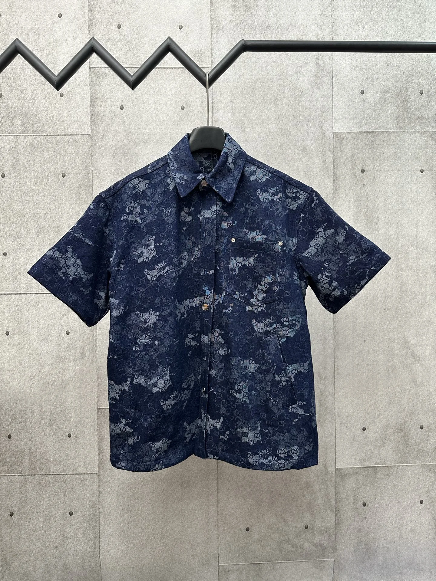 Gucci 25SS Navy Orchid Floral Denim S/S Shirt