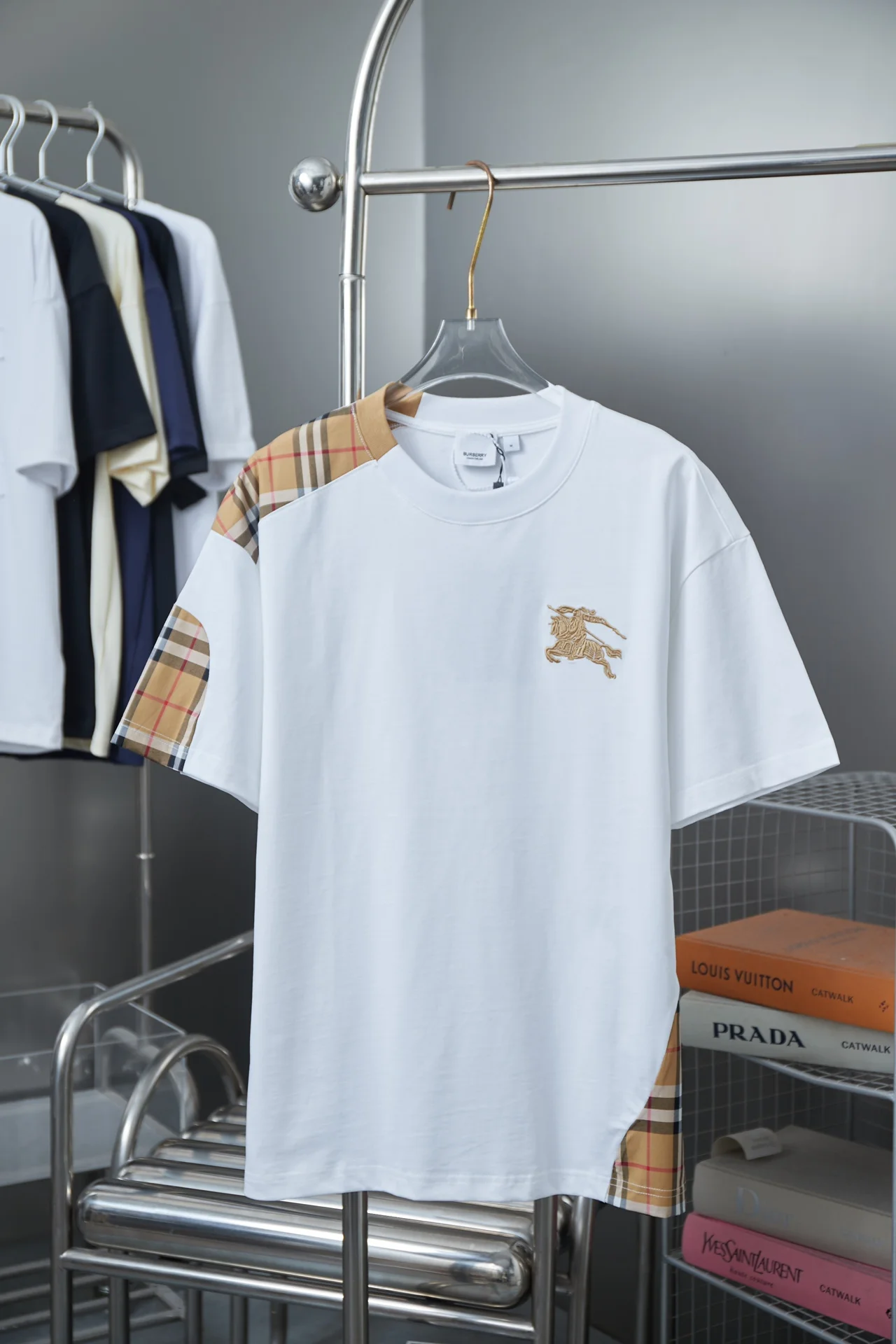 Burberry 25SS White Check Knight Cotton T-Shirt