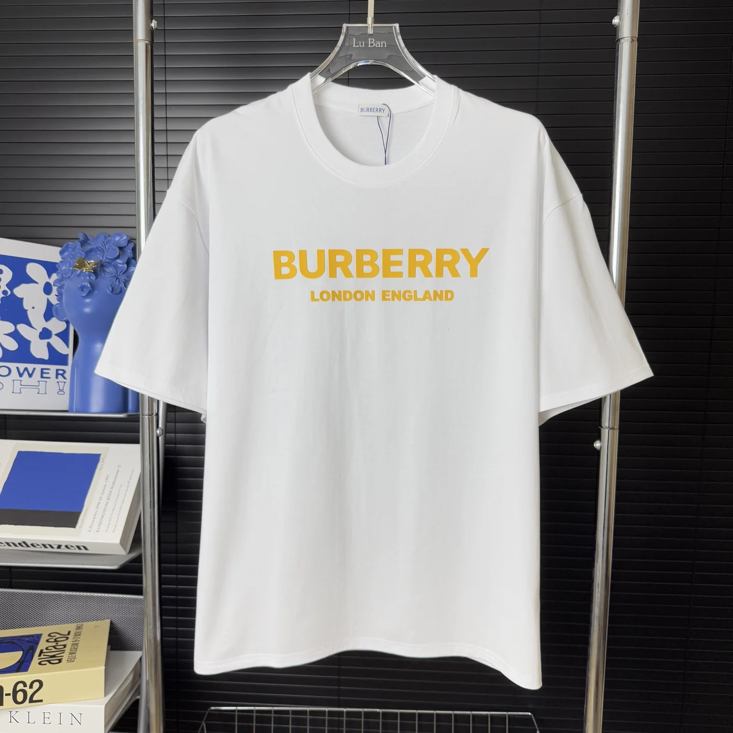 Burberry White 3D Double-Layered Logo Tajima Embroidery T-Shirt