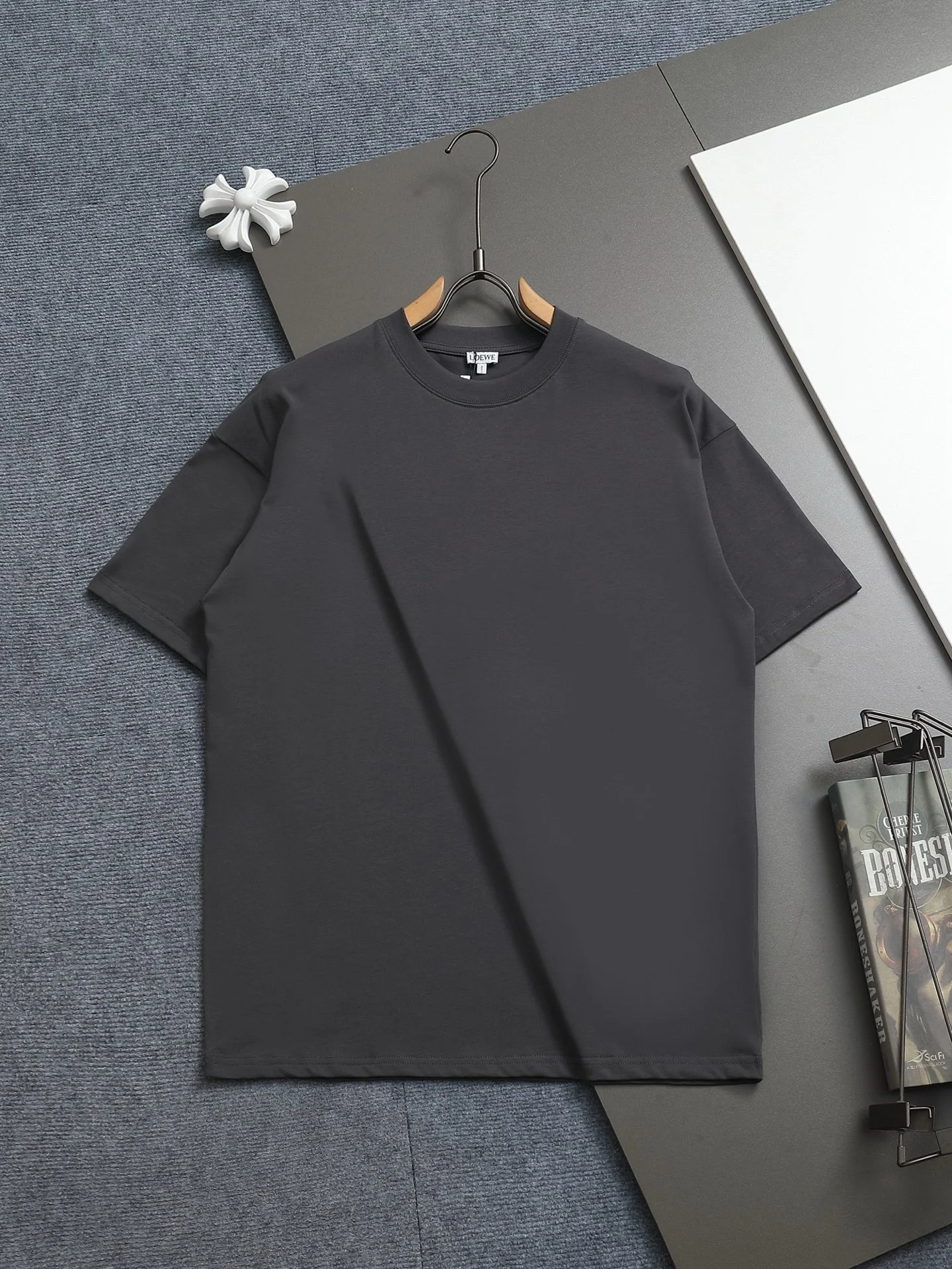 Loewe 25SS Dark Gray Classic Logo Burn-Out Cut T-Shirt