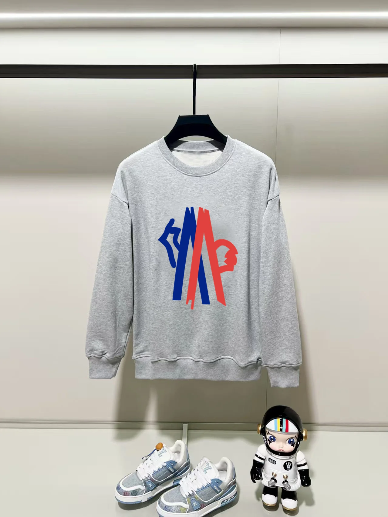 Moncler 2025AW Gray Crew Neck Sweatshirt with Precision Printing