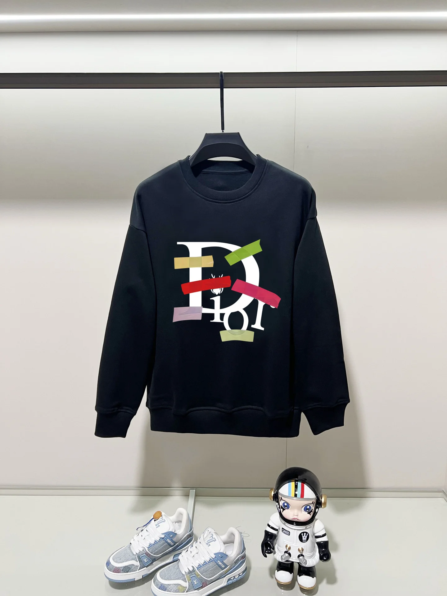 Dior 2025AW Black Crew-Neck Sweatshirt with Precision Printing