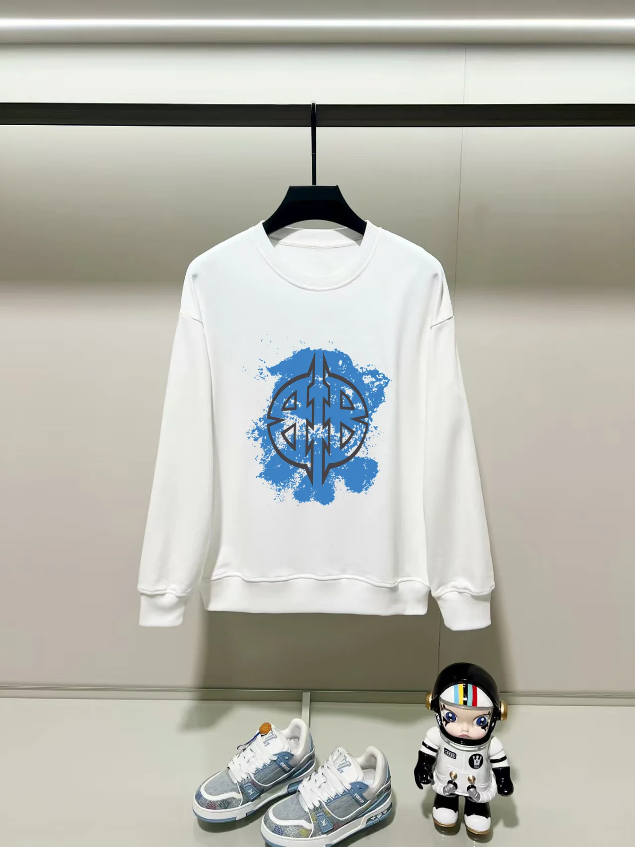 Balenciaga 2025AW White Crew-Neck Sweatshirt with Chest Print