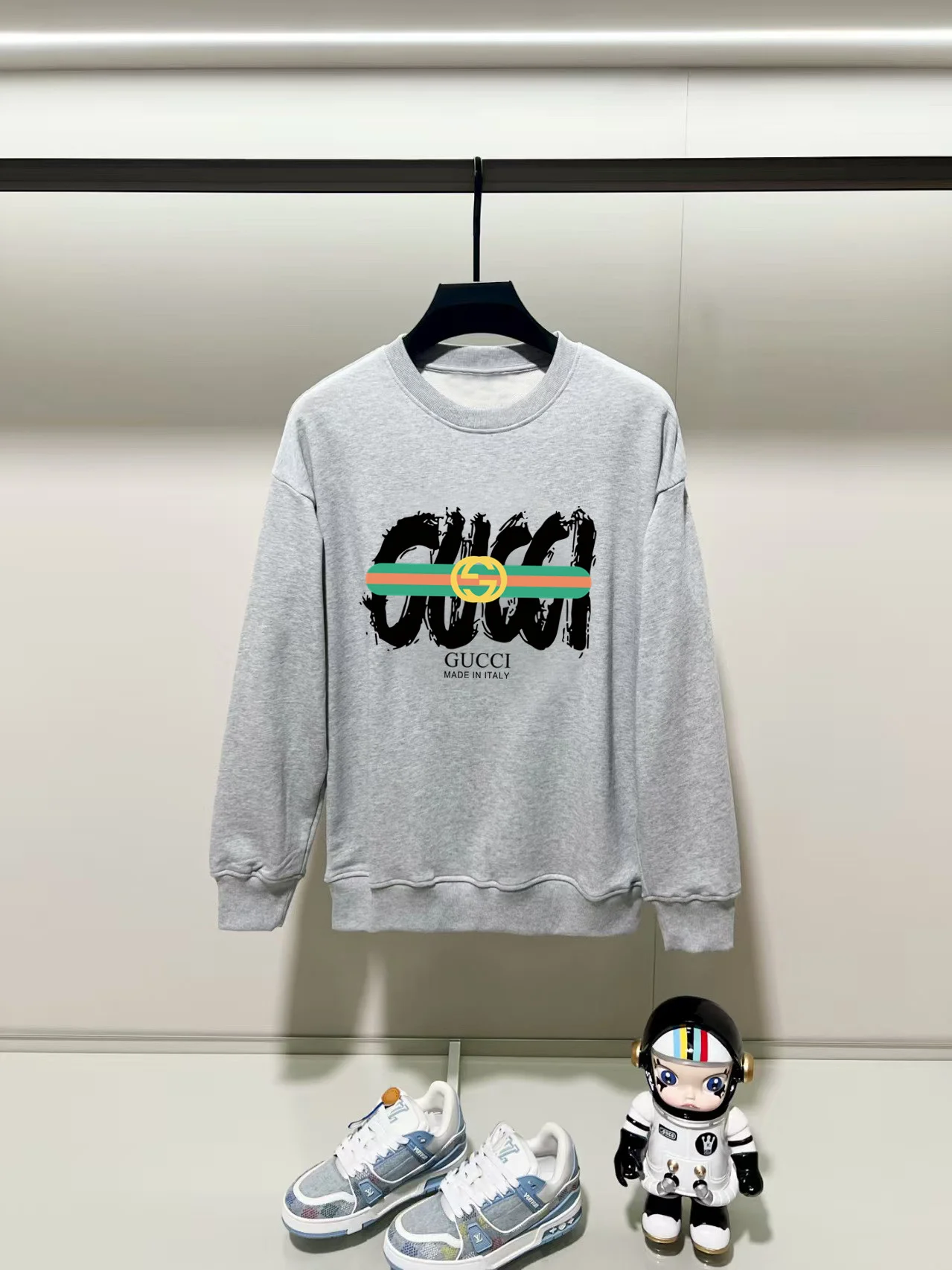 Gucci 2025AW Gray/Black/White Crew-Neck Sweatshirt with Precision Printing