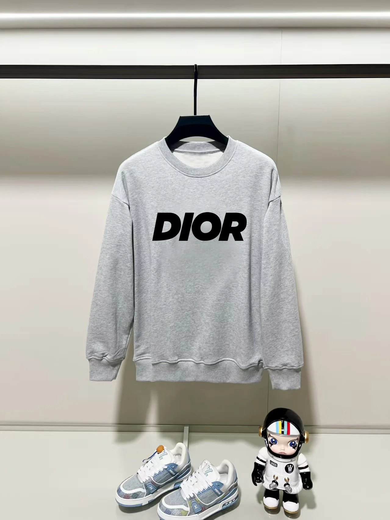 Dior 2025AW Gray Crew-Neck Sweatshirt with Precision Printing
