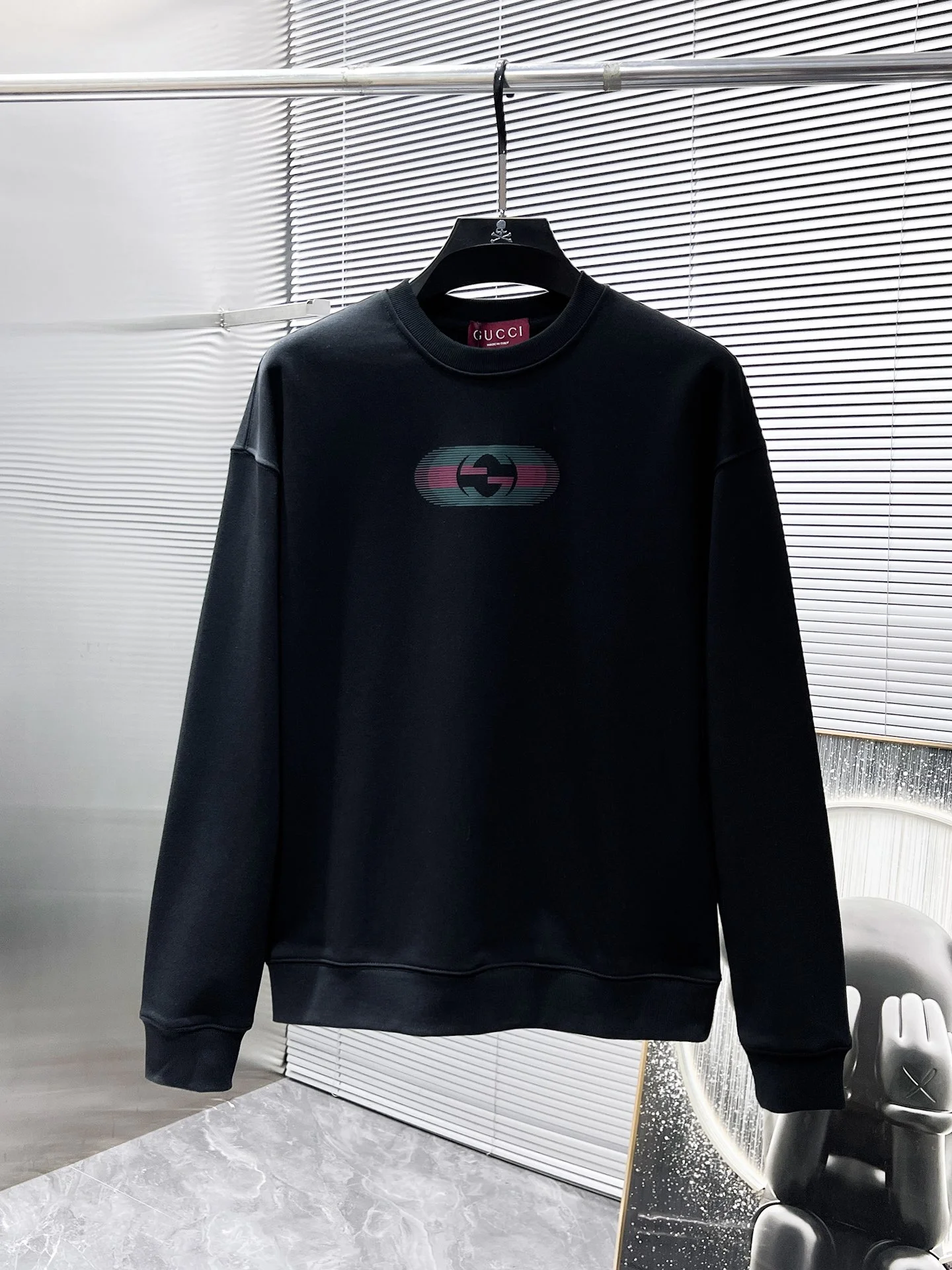 Gucci 2025SS Black Crew-Neck Long-Sleeve Sweatshirt
