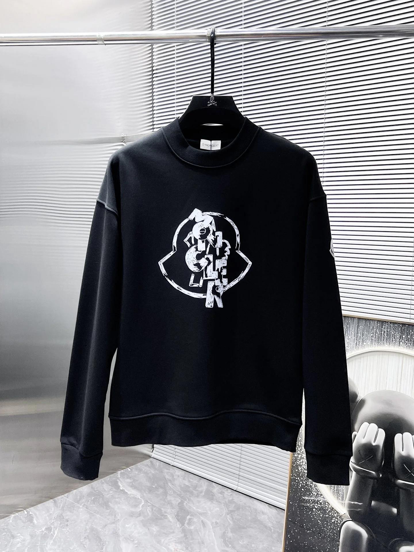 Moncler 2025SS Early Autumn Black Crew Neck Sweatshirt