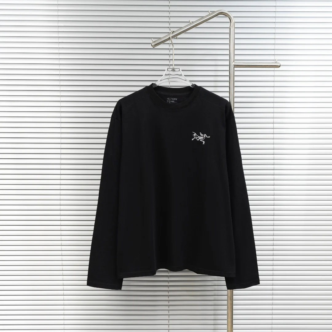 Arc'teryx Black Crew Neck Sweatshirt with Sub-line LOGO