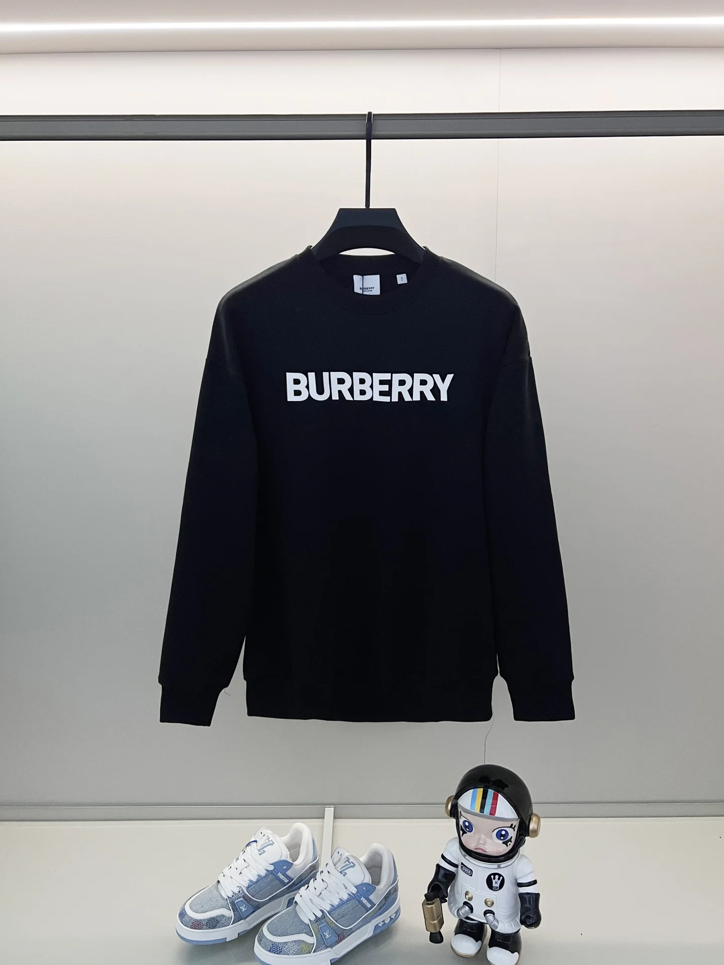 Burberry Black Crew-Neck Sweatshirt with Classic Logo Silicone Craft