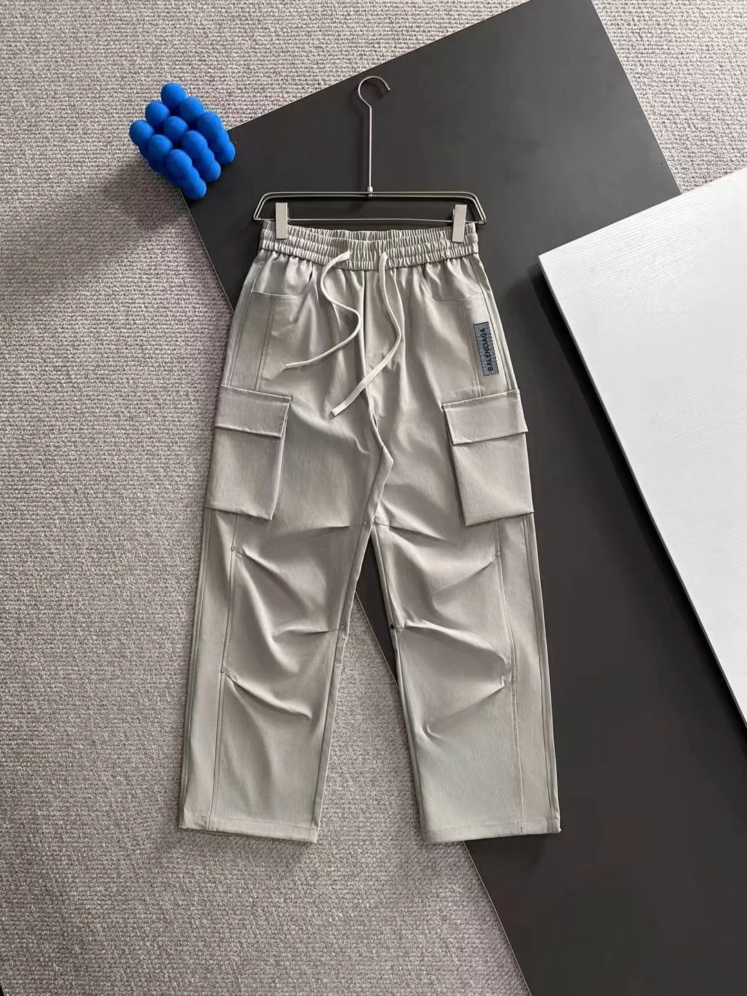 Balenciaga 2025 Autumn New Light Gray Elastic-Waist Cargo Pants with Multi-Pockets