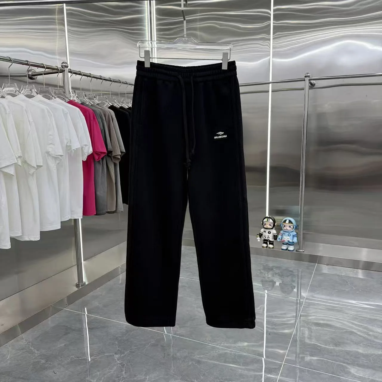 Balenciaga 2025 Autumn Winter New Black Wide-Leg Pants with Patch Embroidery Logo