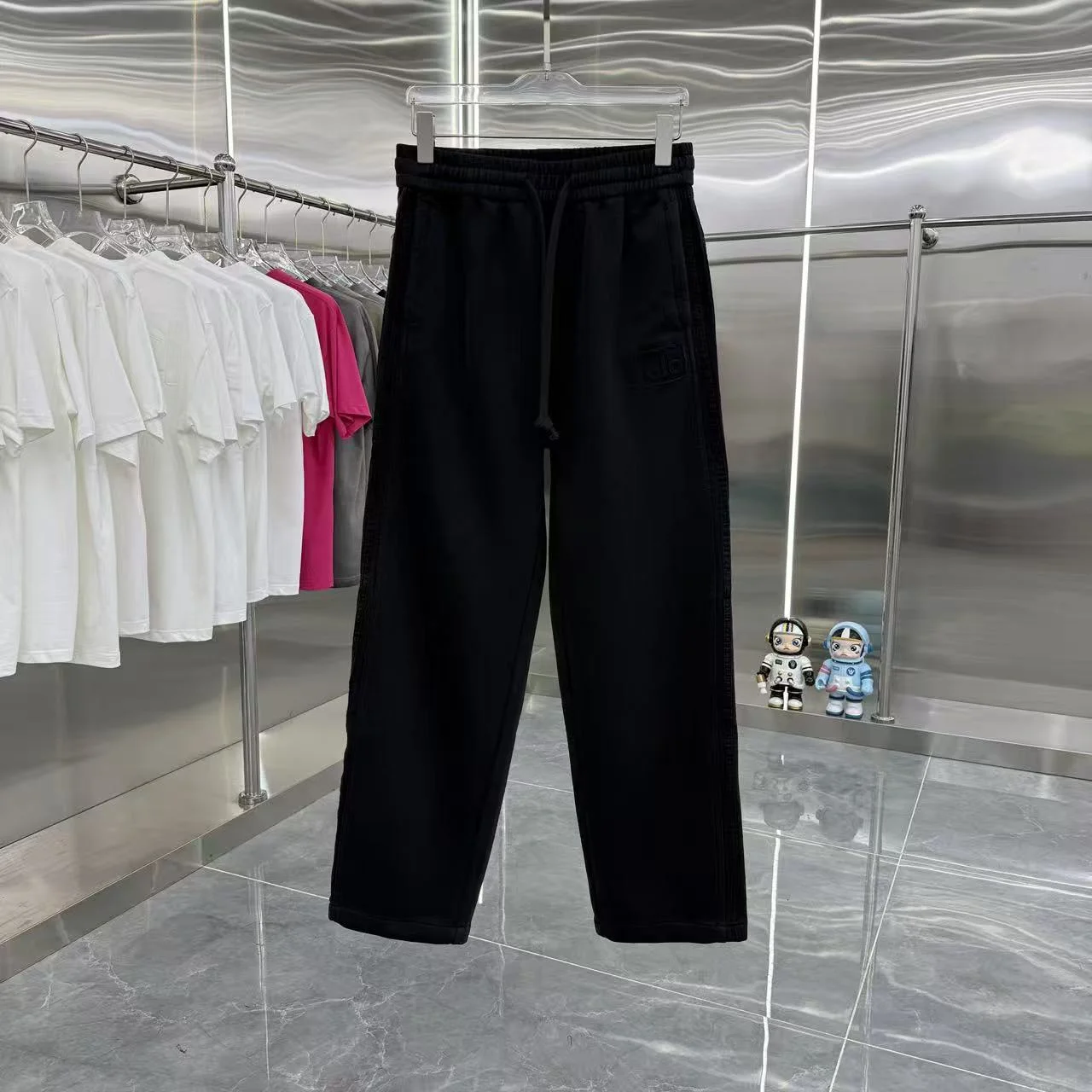 Alo 2025 Autumn Winter New Black Wide-Leg Pants with Logo Embroidery