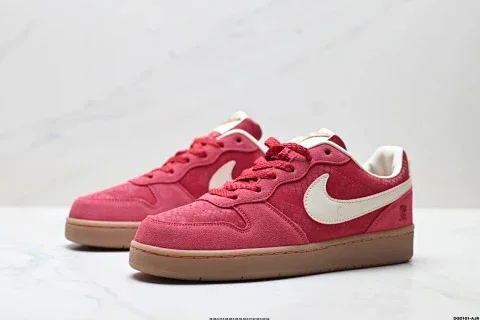 Nike Dunk Low Se Free 99 Sneakers