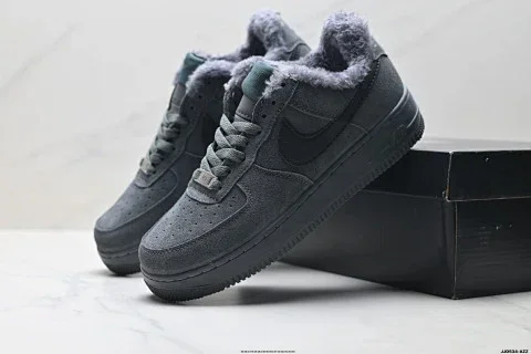 Nike Air Force 1'07 Fleece Low-top Sneakers