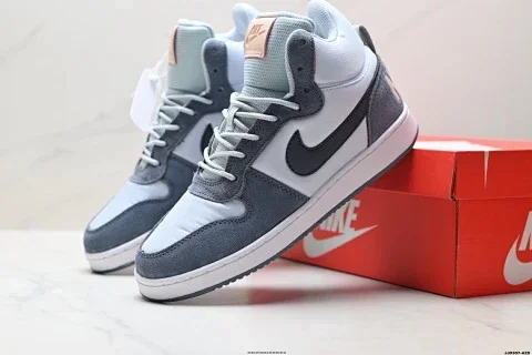 NIKE COURT BOROUGH MID Mid-top Casual Sneakers