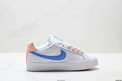 NIKE COURT ROYALE AC Sneakers