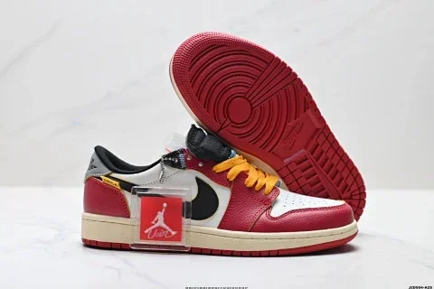 Nike Air Jordan 1 Retro Low OG Casual Sneakers