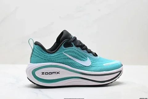 Nike VOMERO PLUS Running Shoes