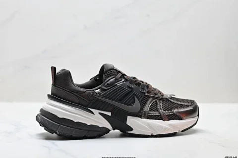 NIKE V2K RUN Retro Sneakers