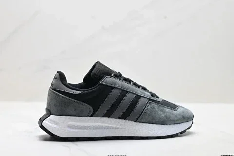 Adidas Retropy E5 W.R.P Boost Running Shoes