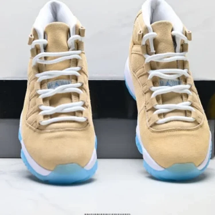 Nike Air Jordan11 Retro Concord High-Top