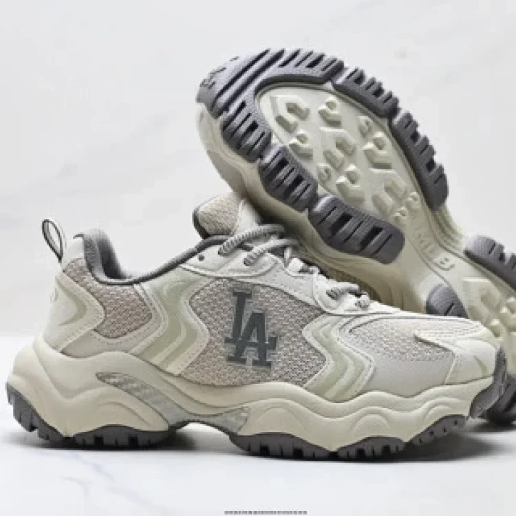 MLB CARGO CHUNKY Yankees Low-Top Sneakers