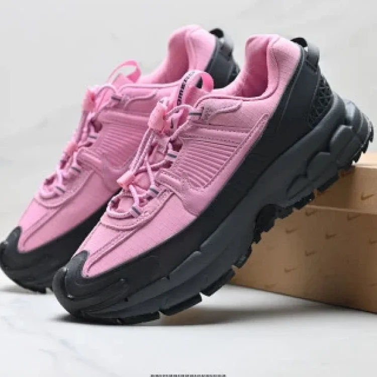 Nike Zoom Vomero Roam Retro Run Shoes