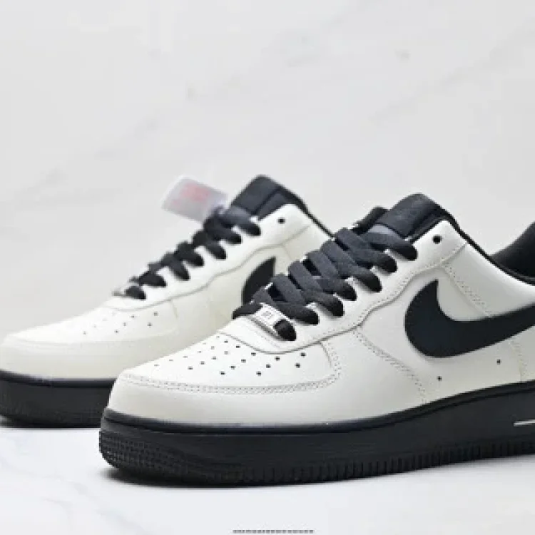 Nike Air Force1 '07 Low Honeycomb Cushion