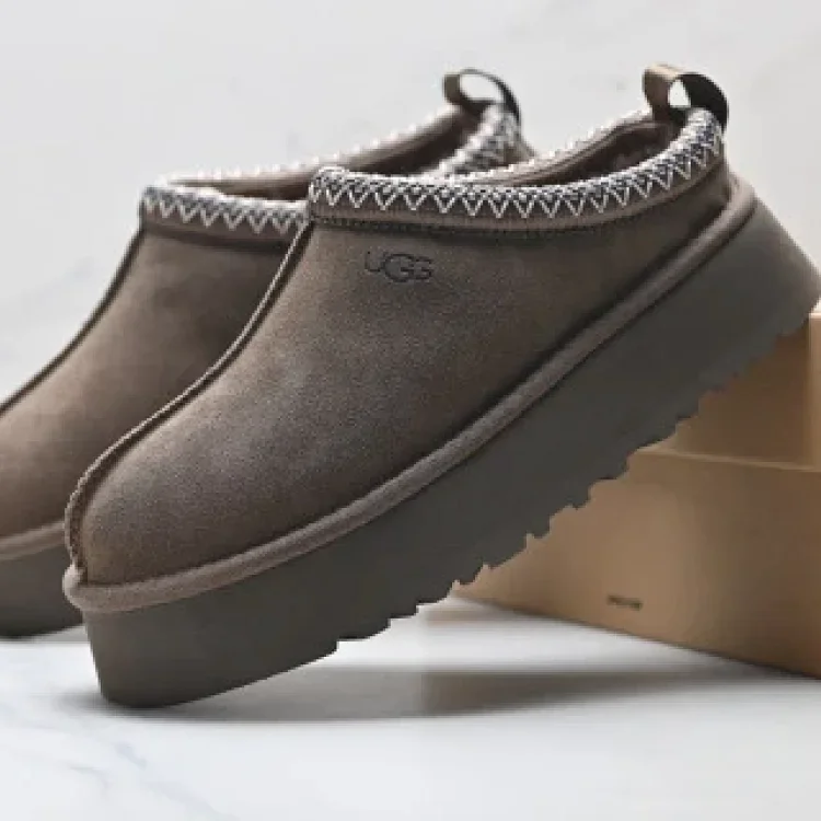 UGG TAZZ Ethnic Slip-On Cozy Snow Boots