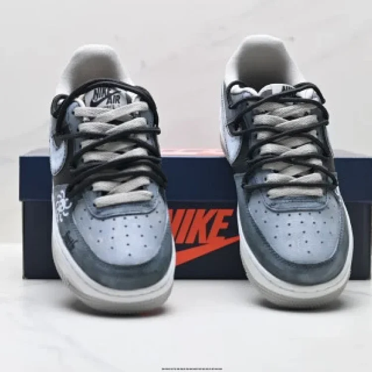 NIKE AF1 '07 Low-Top Honeycomb Cushion